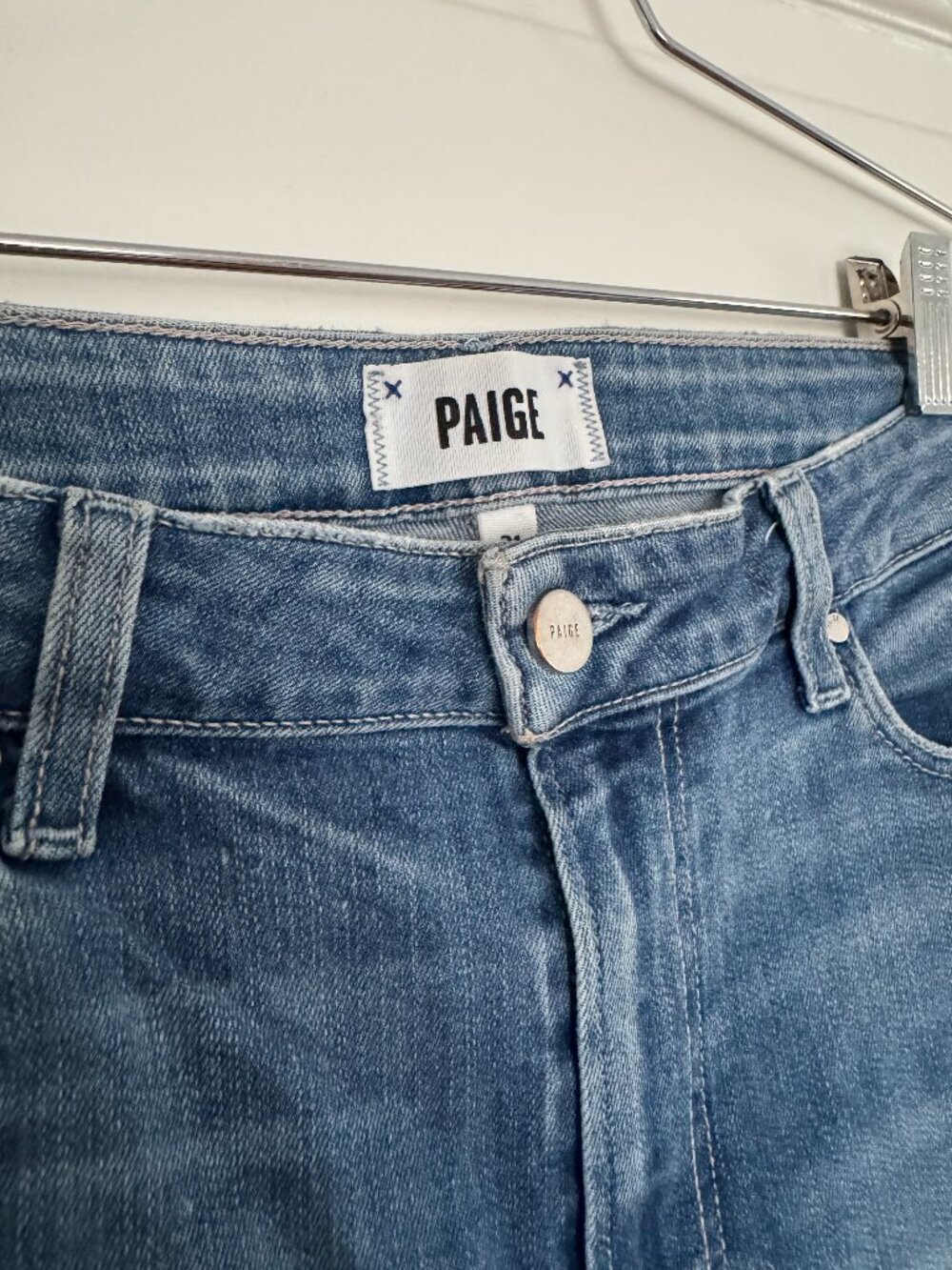 PAIGE Hoxton Crop Women's Distressed / Ripped Ankle-Length Blue Jeans - 31